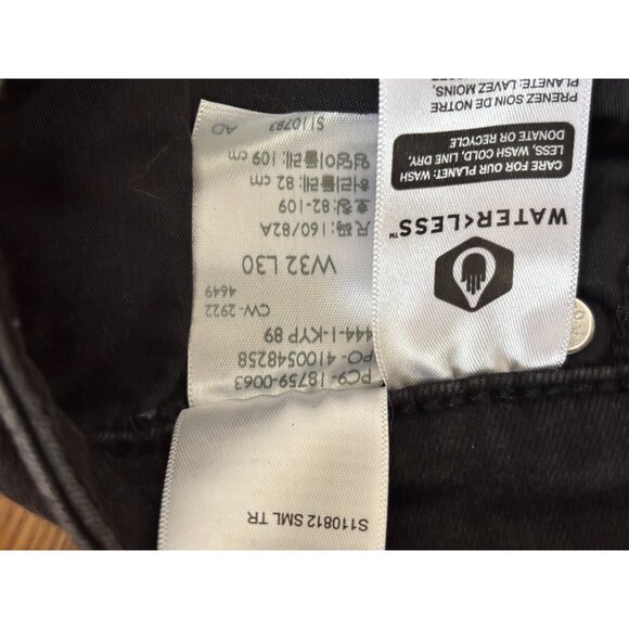 Levi's Womens 725 Jeans Size 32 High Rise Bootcut Black Dark Wash Stretch Denim - Picture 8 of 9